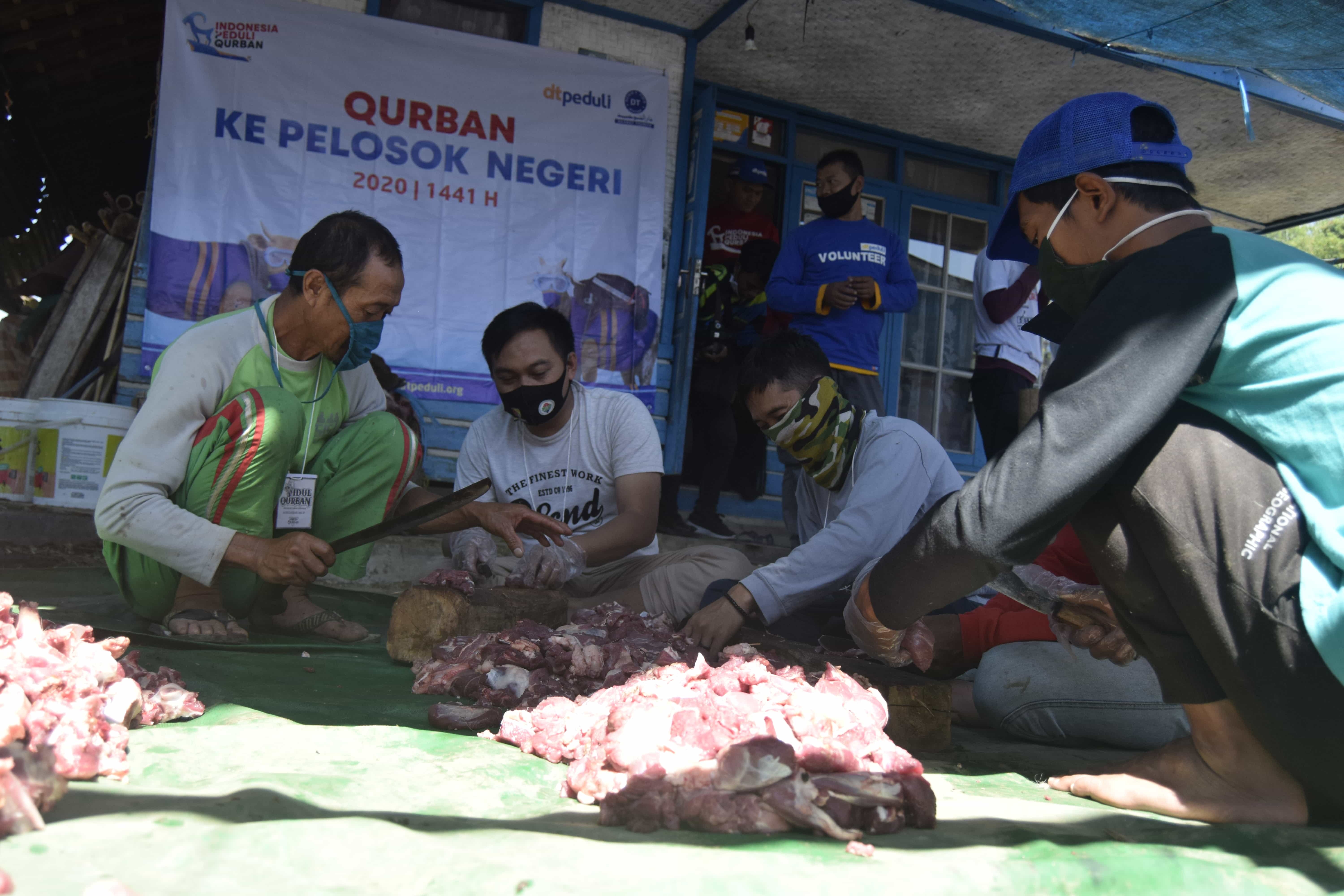 Qurban Via Cabang DT Peduli Jawa Barat